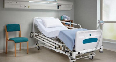Виды и модели медицинских кроватей для лежачих больных